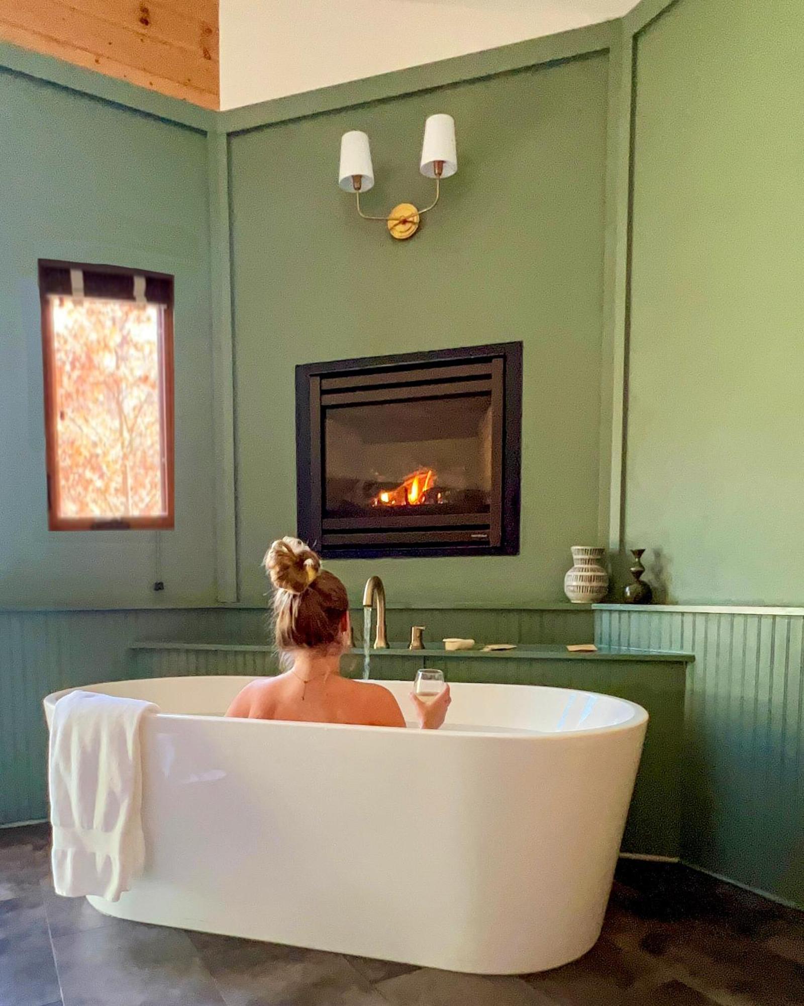 Outland Chalet & Suites Great Smoky Mountains Whittier 外观 照片